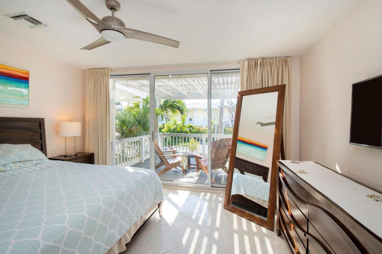 Beach Living At Island Pine Villas Blaw จอร์จทาวน์ ภายนอก รูปภาพ